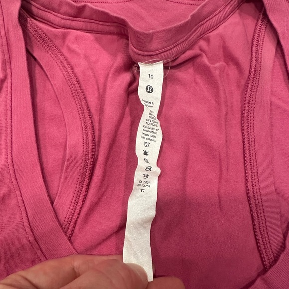 Excellent used condition Lululemon Love Tank Top
Pink Lychee sz 10 - Picture 4 of 15